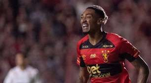 Vitória ganha concorrência de clube da Série A pela contratação de Derik Lacerda