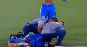 Jogador do Sampaio Corrêa passa mal e desaba em campo; imagens são fortes