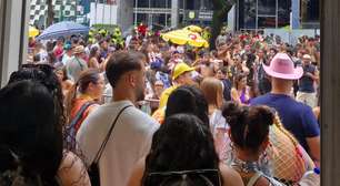 Foliões passam mal em bloco com Calvin Harris em SP