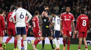Expulsão faz capitão do Tottenham perder sequência importante
