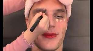 Jogador do Benfica viraliza ao expor sua rotina como pai de menina