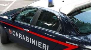 Homem é preso na Itália após torturar namorada por 10 dias