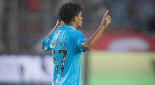 Joia da base do Santos celebra estreia no profissional: "Dia mais especial da minha vida"