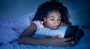 Mente acelerada? Veja como vencer a insônia após um dia cheio