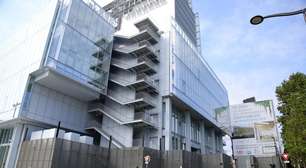 Matador de aluguel adolescente é julgado na França por morte de motorista de aplicativo