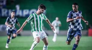 Virada nos acréscimos e confusão com cinco expulsões marcam jogo do Gauchão