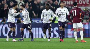 Manchester United arranca empate no fim com o West Ham e mantém tabu