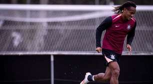 Desfalque no Dérbi, Carrillo treina de forma parcial no Corinthians