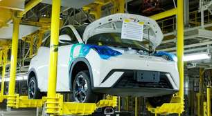 BYD projeta produção inicial de baterias sólidas para 2027