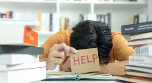 Pessoas com ansiedade devem evitar esses hábitos, diz psicóloga