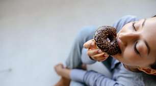 Por que sentimos tanta vontade de comer doce? Ciência explica