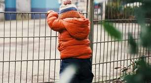 O paradoxo da superproteção: ao "abrirmos caminho" para nossos filhos, estamos criando adultos que desmoronam ao primeiro sinal de problema