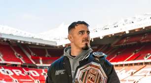 Tom Aspinall passa por cirurgia nos olhos depois de lesões sofridas no UFC 321