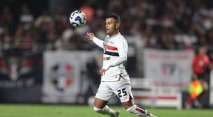 Após negociação frustrada, Alisson completa um mês sem atuar no São Paulo