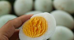 Diga adeus à panela com água! Agora só cozinho os ovos assim