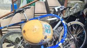 Suspeito levou bicicleta presa a lixeira pública após não conseguir quebrar cadeado