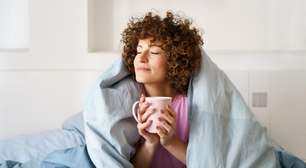 Chás que curam: o que beber para cada fase do seu ciclo menstrual