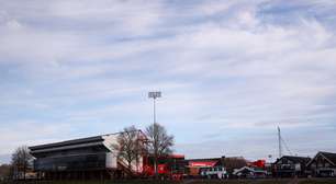 Clube da Premier League demite o terceiro técnico da temporada