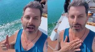 Após saída do 'BBB 26', Henri Castelli nega fortuna: 'Não tenho R$ 50 na conta'