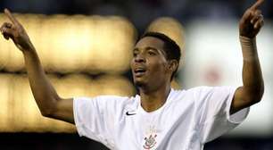 Ex-jogador do Corinthians detona postura de José Martínez e cobra diretoria por desligamento