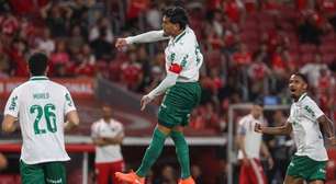 Palmeiras vence o Internacional fora e assume a liderança do Brasileirão