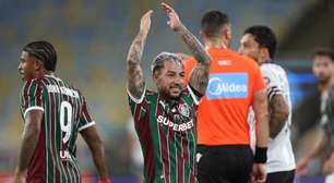 Lucho festeja gol da vitória do Fluminense: "Mais um de cabeça do pequenino"