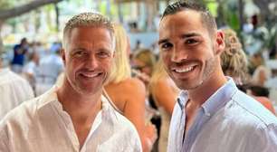 Ex-piloto irmão de Michael Schumacher anuncia noivado com namorado