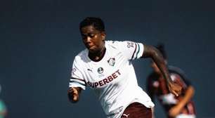 Com gol de falta nos acréscimos, Fluminense supera Vitória em estreia no Brasileirão Feminino