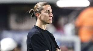 Flamengo vê "filme de terror" assustar Filipe Luís no início de temporada