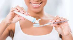 Você sabia? Escovar os dentes faz a vontade de doce passar; veja três motivos