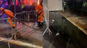 Cano estoura e provoca vazamento de esgoto na frente de camarote da prefeitura de SP no Anhembi