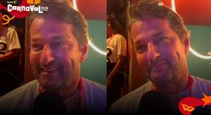 No carnaval, Marcelo Serrado brinca sobre volta de Crô: 'Deixa a bicha descansar'