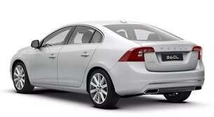 Portas de carros da Volvo podem abrir sozinhas com o veículo em movimento