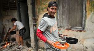 'Cozinhamos com carvão e lenha para 3 famílias na vizinhança': como cubanos estão vivenciando pior racionamento de combustível em décadas