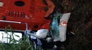 Ambulância roubada que faria remoção de criança com paralisia cerebral é usada em fuga e termina em acidente