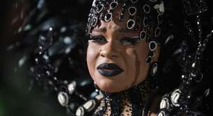 Veja fotos da Camisa Verde e Branco no 2º dia de desfiles no Anhembi, em São Paulo