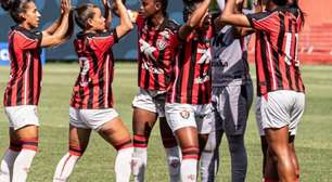 Estreia amarga! Leoas do Vitória são castigadas no apagar das luzes e perdem do Fluminense