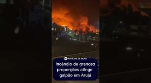 Vídeo: Incêndio de grandes proporções atinge galpão em Arujá