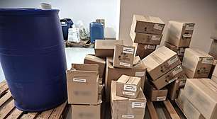 Anvisa intensifica fiscalização e lacra depósito clandestino de suplementos no RS