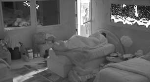 'BBB 26': Samira causa e acende luz do quarto enquanto brothers dormem