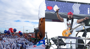 Filhos de Gandhy cobram Bell Marques por atraso em trio, e cantor rebate: 'Bloco que menos atrasa'