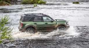 Como dirigir na chuva? Veja dicas para evitar acidentes e aquaplanagem
