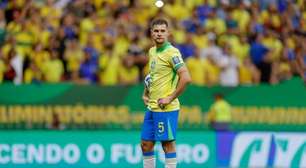 Destaque da Seleção Brasileira, Bruno Guimarães trata lesão no Atlético