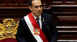 Congresso peruano destitui presidente interino, José Jerí