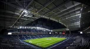 "Como vinho do Porto": brasileiro se torna o atleta mais velho a jogar por gigante europeu