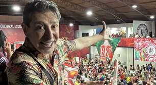 Cássio Scapin vai à festa do título da Mocidade com 39ºC de febre e diz que namora escola há 20 anos