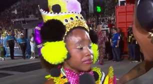 Minipassista esbanja fofura e se emociona ao final do desfile da Mocidade: "Foi maravilhoso"