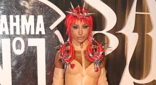 Sabrina Sato nua? Apresentadora troca de look na Sapucaí; veja fotos