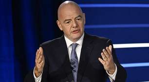 Presidente da Fifa se manifesta após denúncia de racismo contra Vini Jr.: 'Chocado'