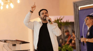 TRAGÉDIA! Cantor gospel morre após naufrágio de lancha em Manaus